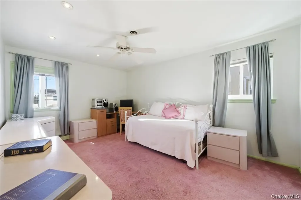 3094 Riverside Drive Wantagh NY 11793