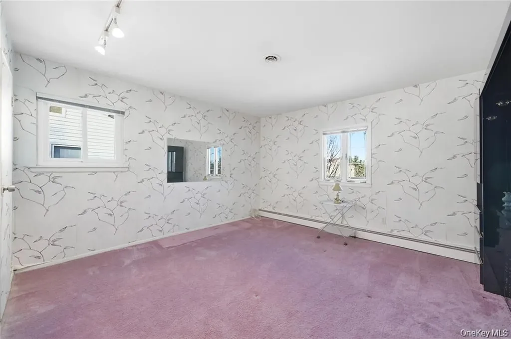 3094 Riverside Drive Wantagh NY 11793