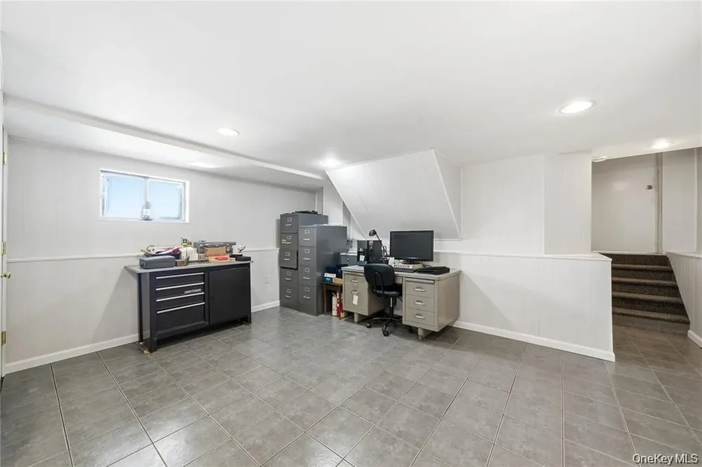 3094 Riverside Drive Wantagh NY 11793