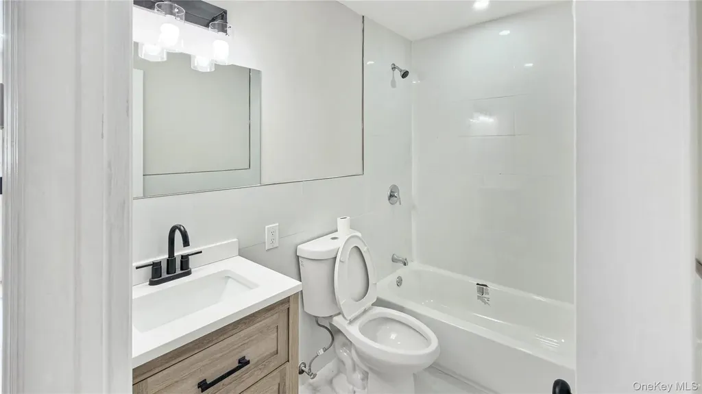 58 Rutland Road Freeport NY 11520