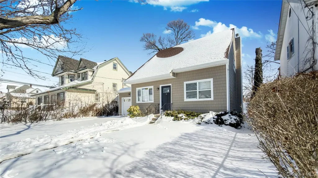 58 Rutland Road Freeport NY 11520