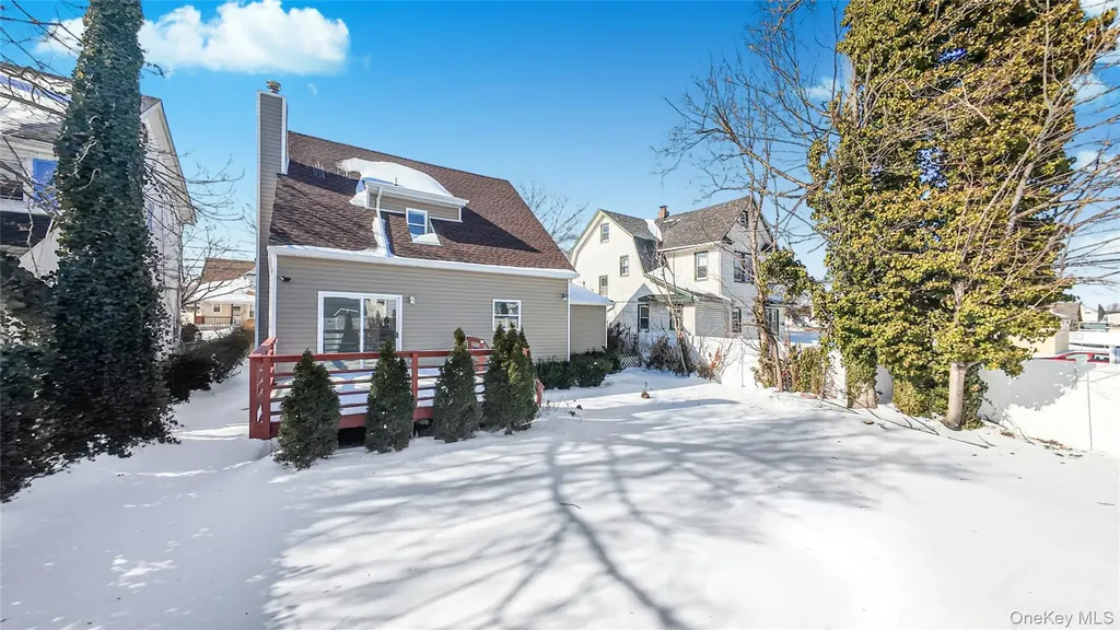58 Rutland Road Freeport NY 11520