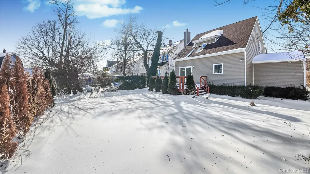 58 Rutland Road Freeport NY 11520