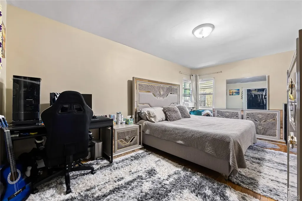 2857 Wilkinson Avenue Bronx NY 10461