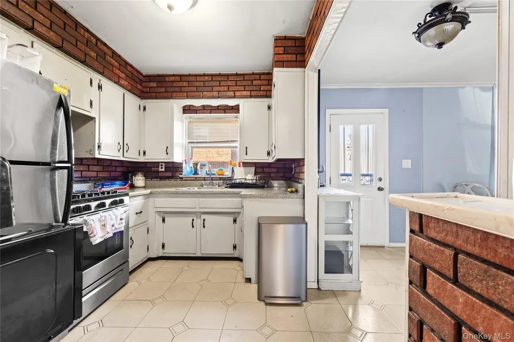 2857 Wilkinson Avenue Bronx NY 10461