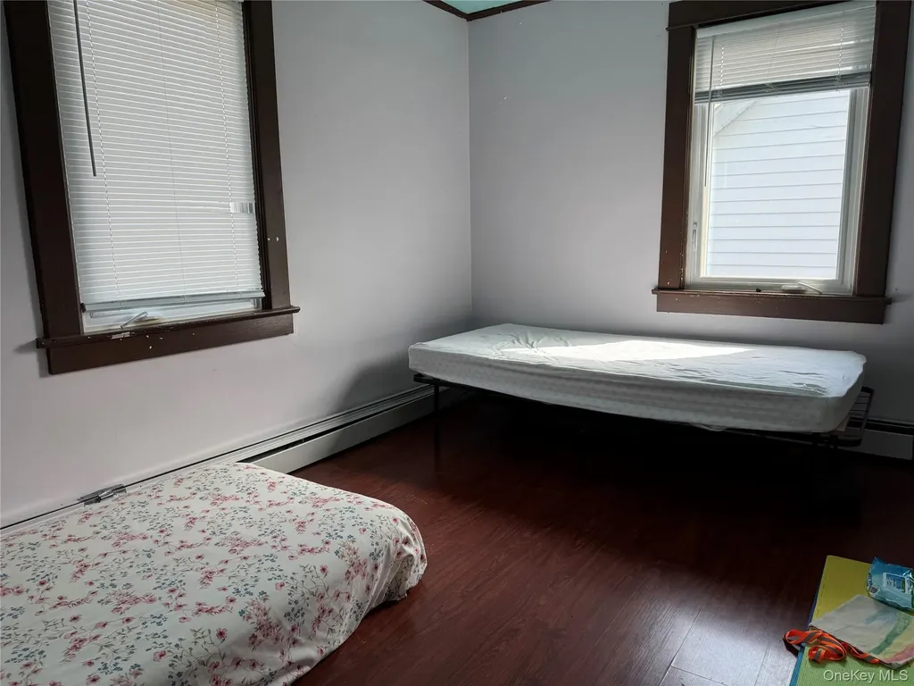 39 Crescent Place Middletown NY 10940