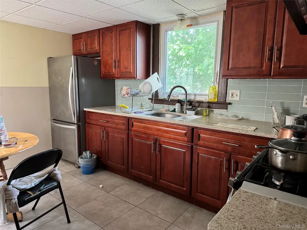 39 Crescent Place Middletown NY 10940