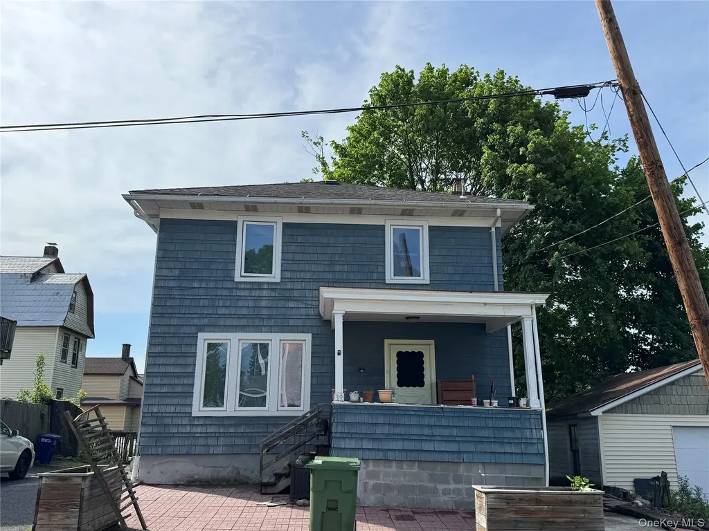 39 Crescent Place Middletown NY 10940