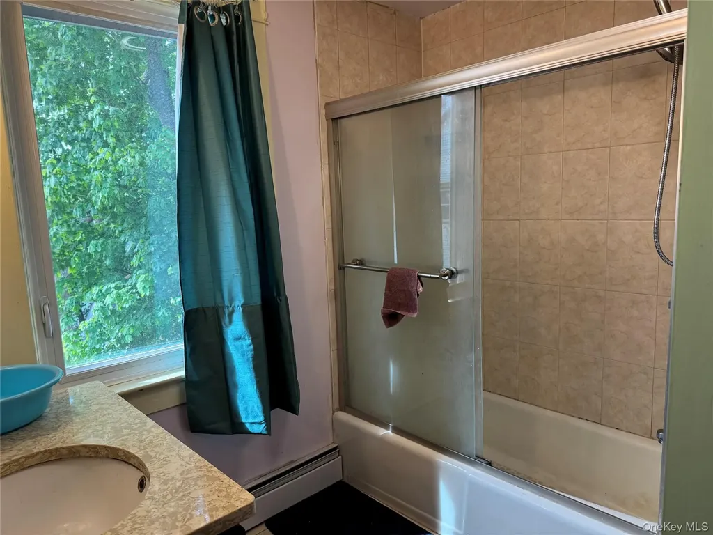 39 Crescent Place Middletown NY 10940