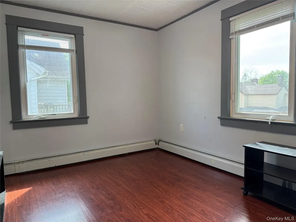 39 Crescent Place Middletown NY 10940