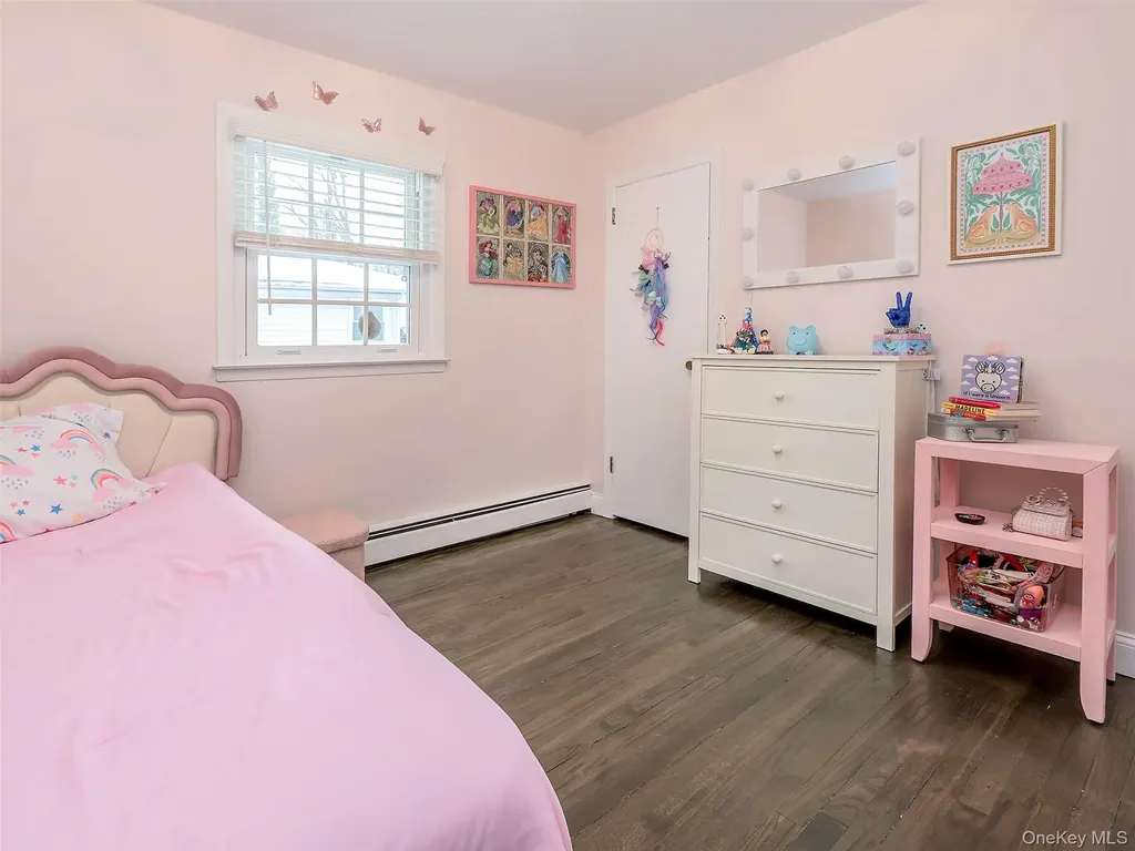 16 Underhill Road Glen Head NY 11545