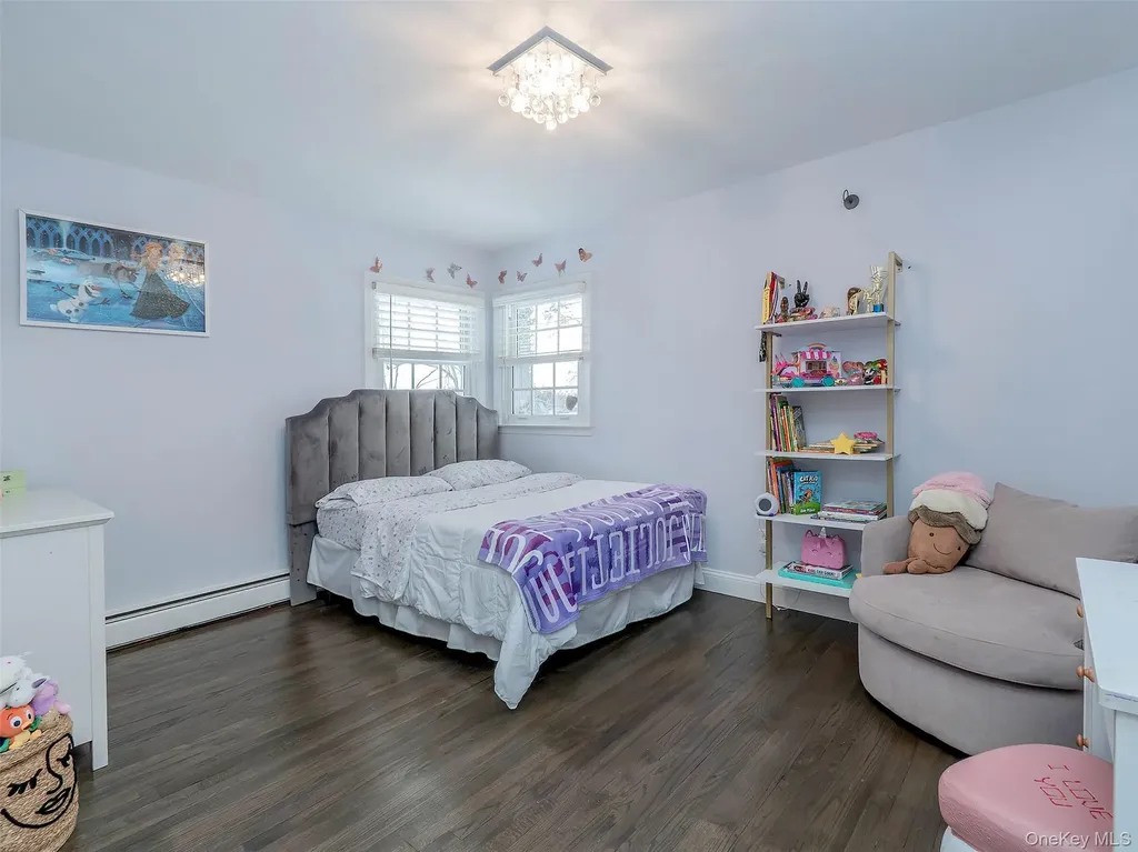 16 Underhill Road Glen Head NY 11545