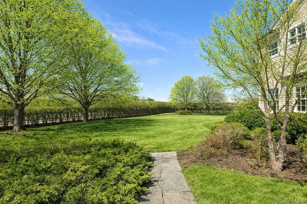 1680 Lands End Road Orient NY 11957