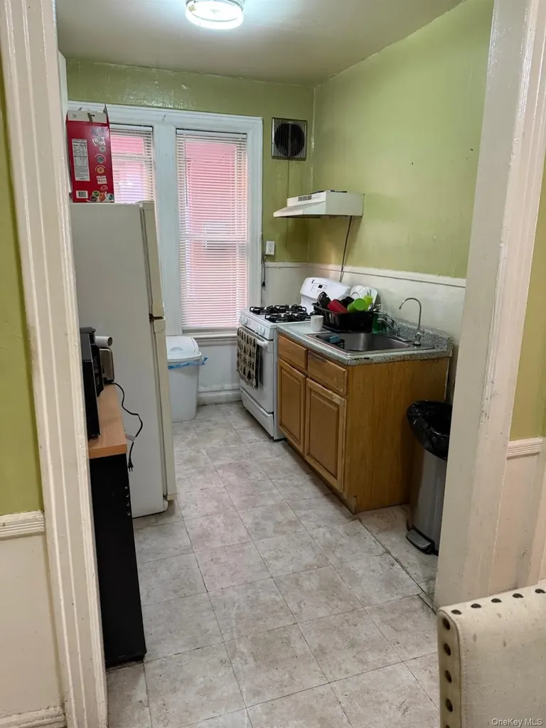 1972 Ellis Avenue Bronx NY 10472