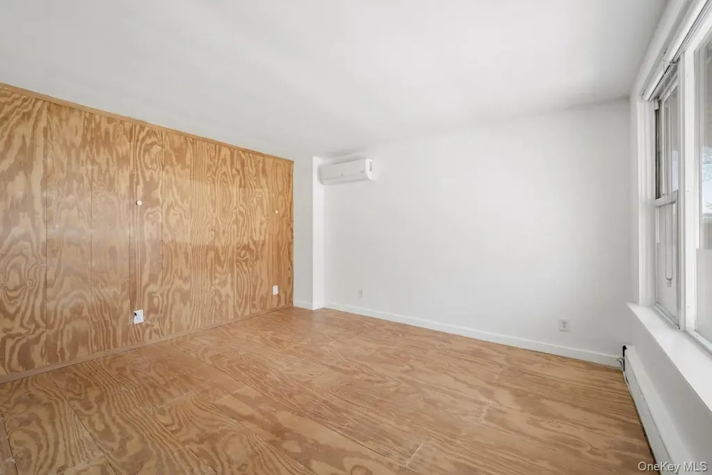 108 Jackie Robinson Parkway Brooklyn NY 11207