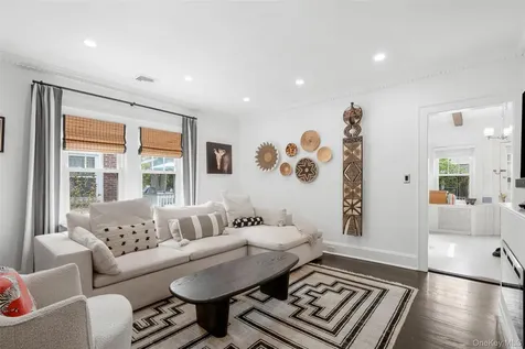 103 Laurel Avenue Larchmont NY 10538