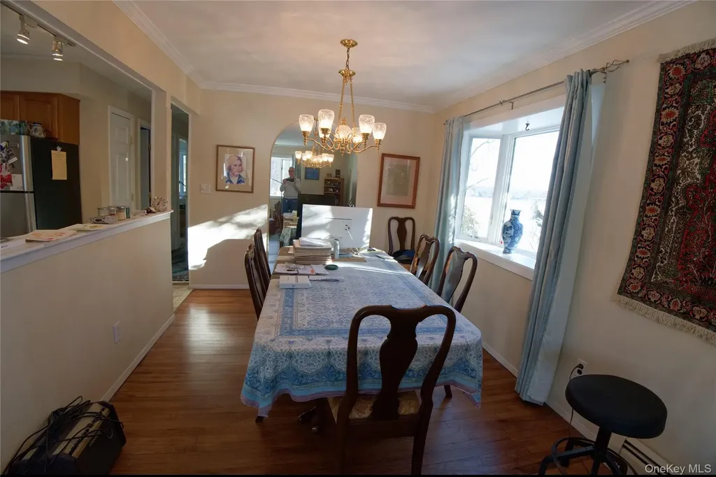 215 Lakeside Trail Ridge NY 11961