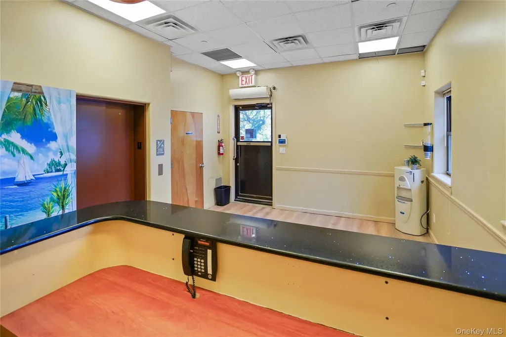 16040 78th Road Fresh Meadows NY 11366
