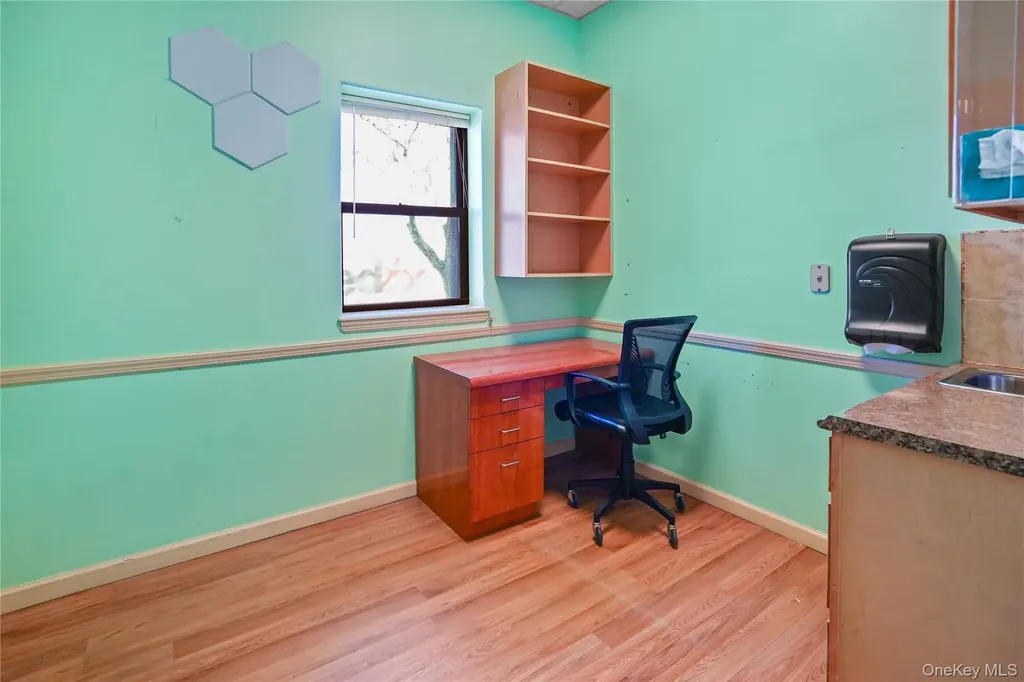 16040 78th Road Fresh Meadows NY 11366