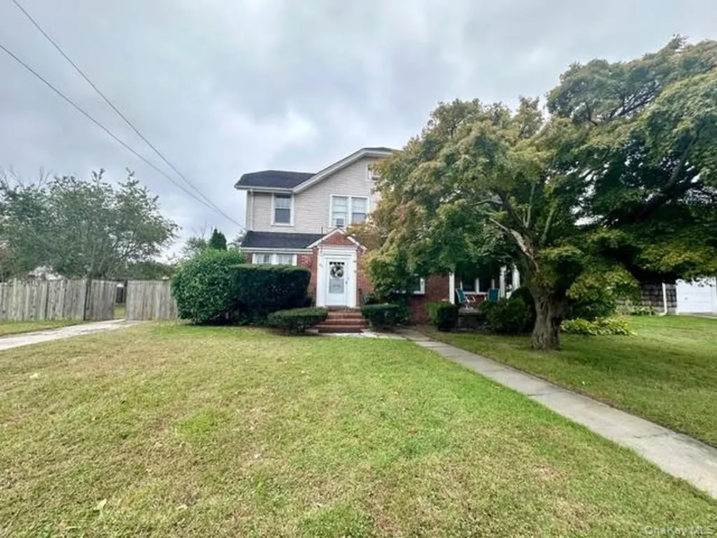 90 E Roe Boulevard Patchogue NY 11772