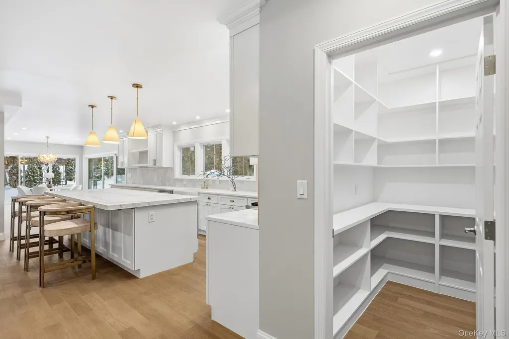 2 Wynmor Road Scarsdale NY 10583