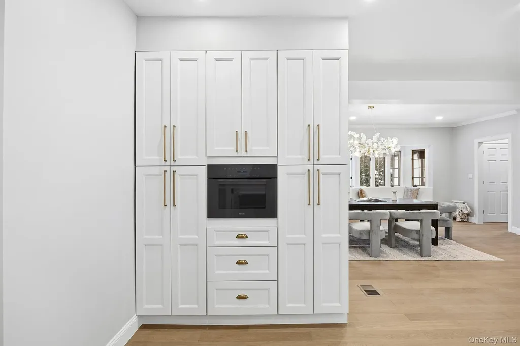 2 Wynmor Road Scarsdale NY 10583