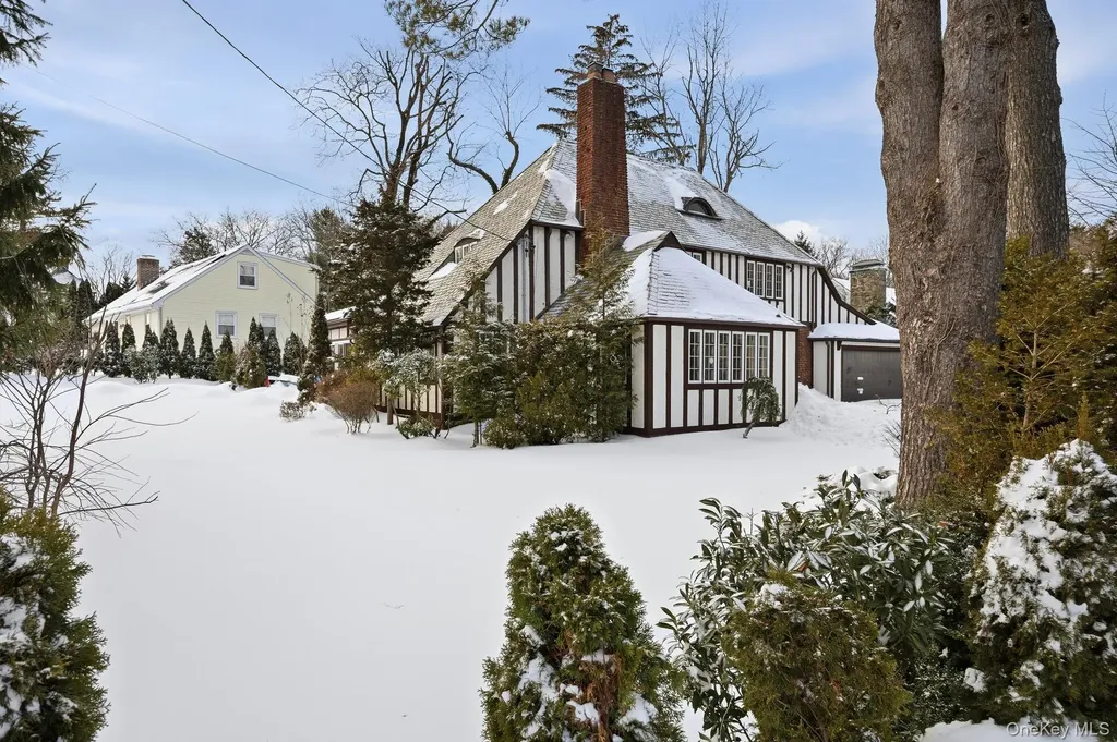 2 Wynmor Road Scarsdale NY 10583