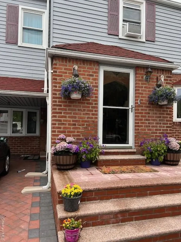 208 Emily Avenue Elmont NY 11003