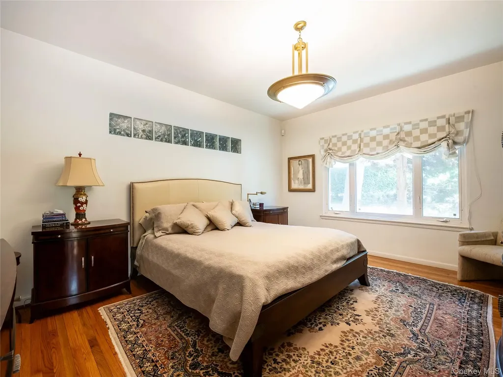 3 West Drive Manhasset NY 11030