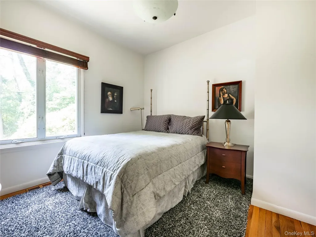 3 West Drive Manhasset NY 11030