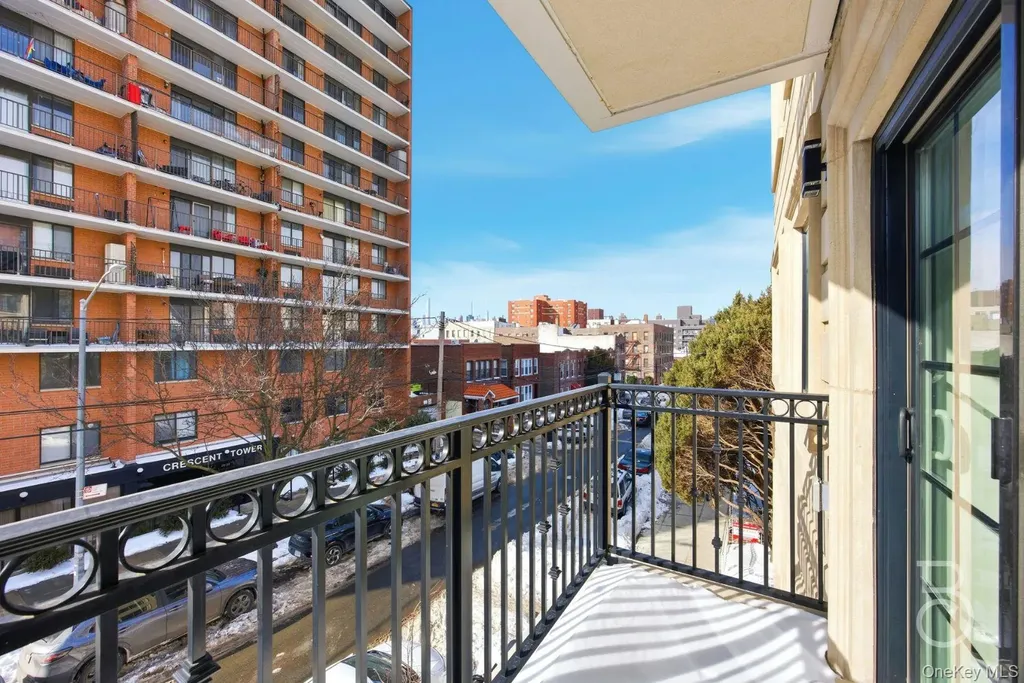 23-23 30th Road Astoria NY 11102