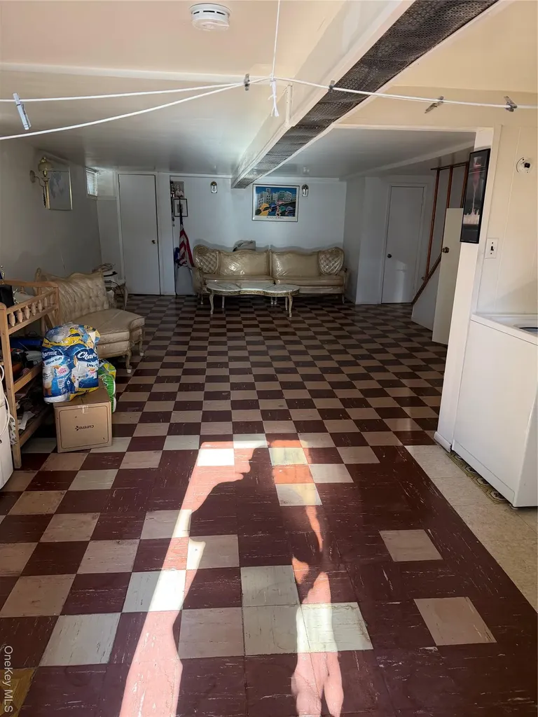 14718 24th Avenue Whitestone NY 11357