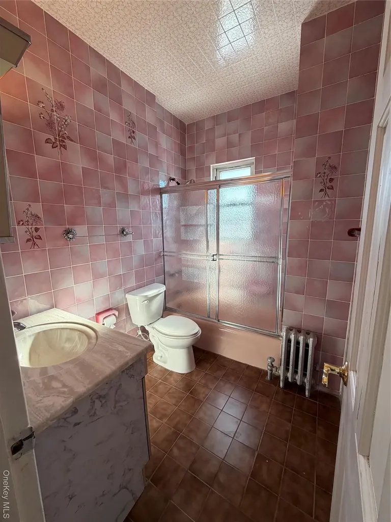 14718 24th Avenue Whitestone NY 11357