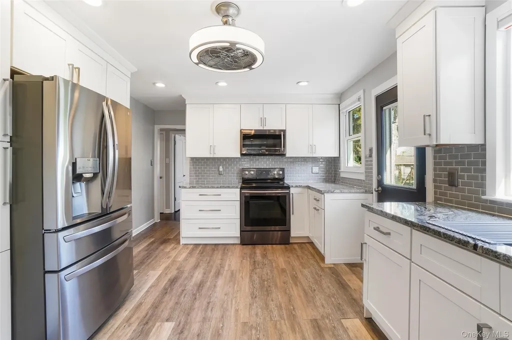 36 Hasbrouck Drive Poughkeepsie NY 12603
