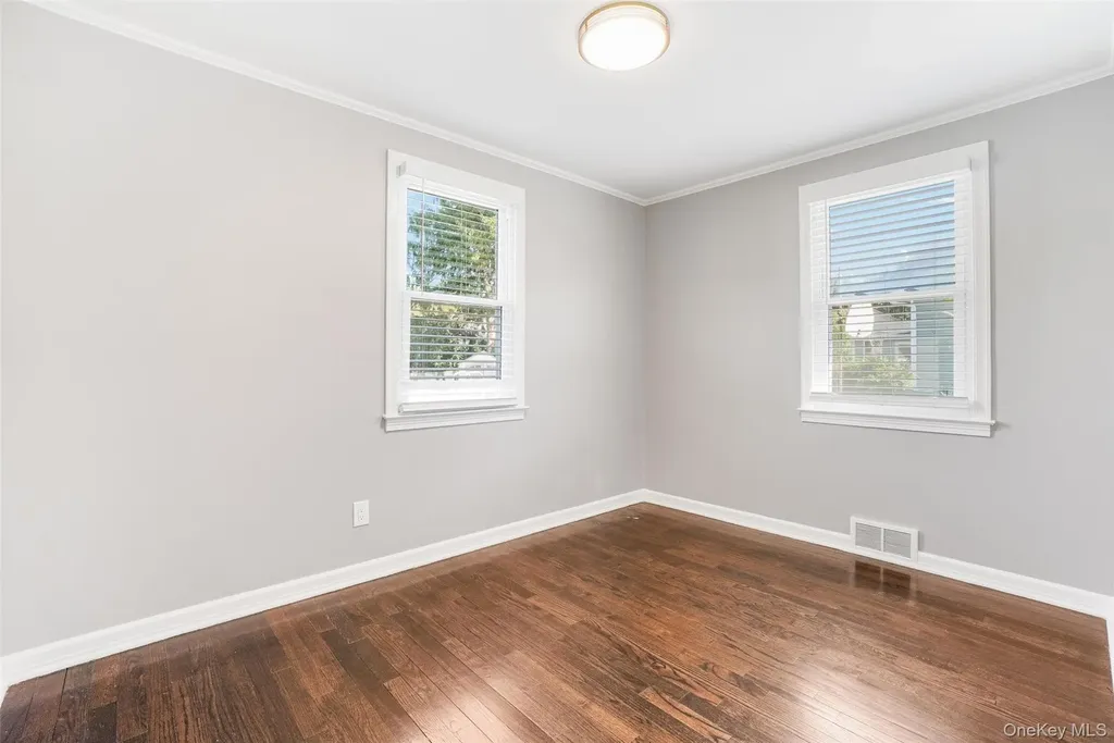 36 Hasbrouck Drive Poughkeepsie NY 12603