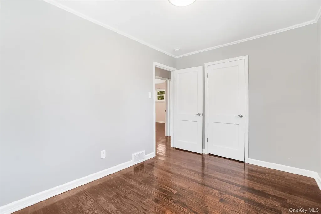 36 Hasbrouck Drive Poughkeepsie NY 12603