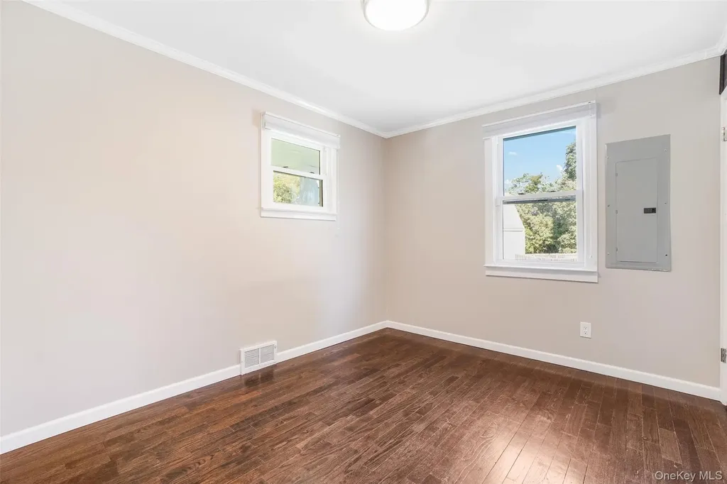 36 Hasbrouck Drive Poughkeepsie NY 12603