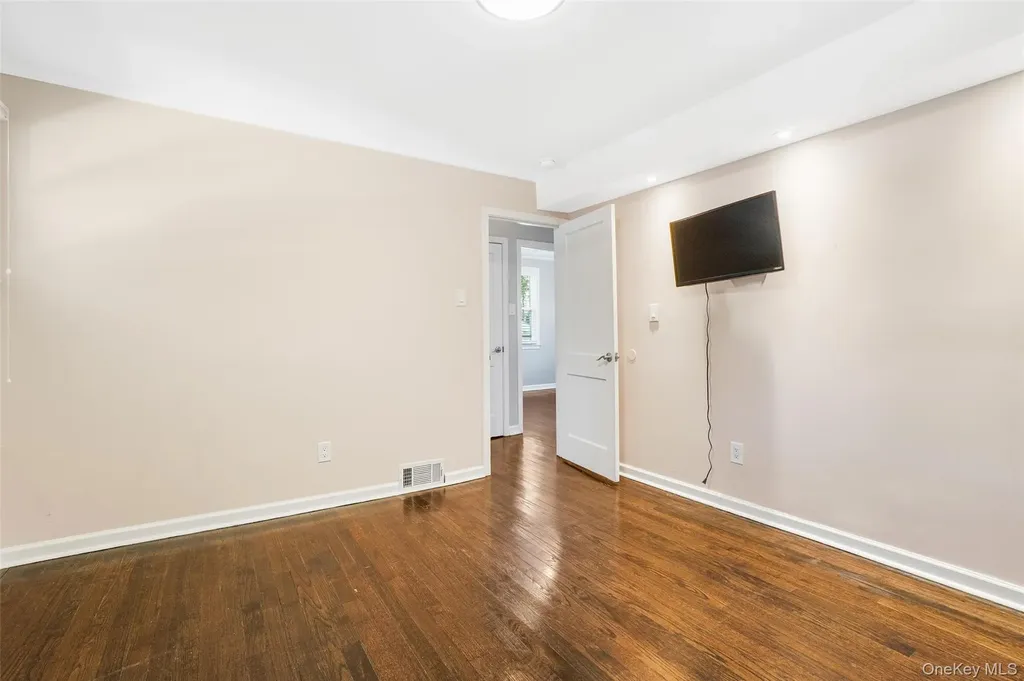 36 Hasbrouck Drive Poughkeepsie NY 12603