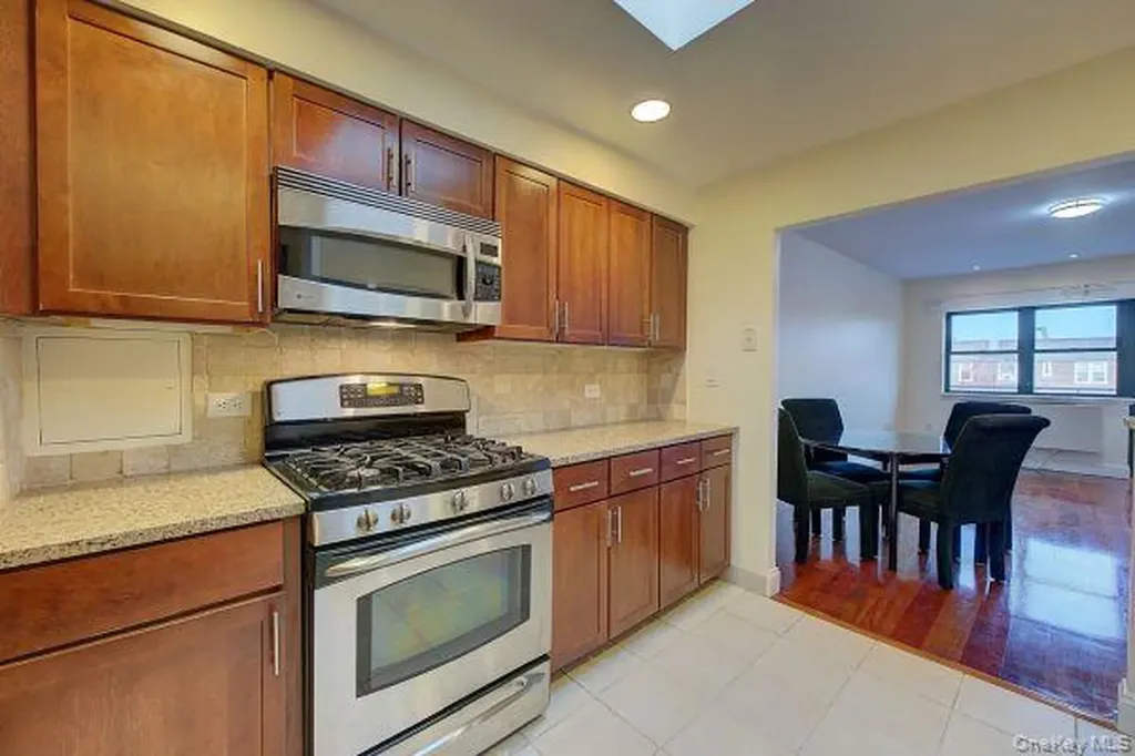143-41 84 Drive Briarwood NY 11435