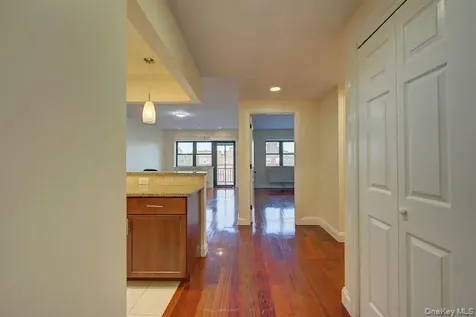 143-41 84 Drive Briarwood NY 11435