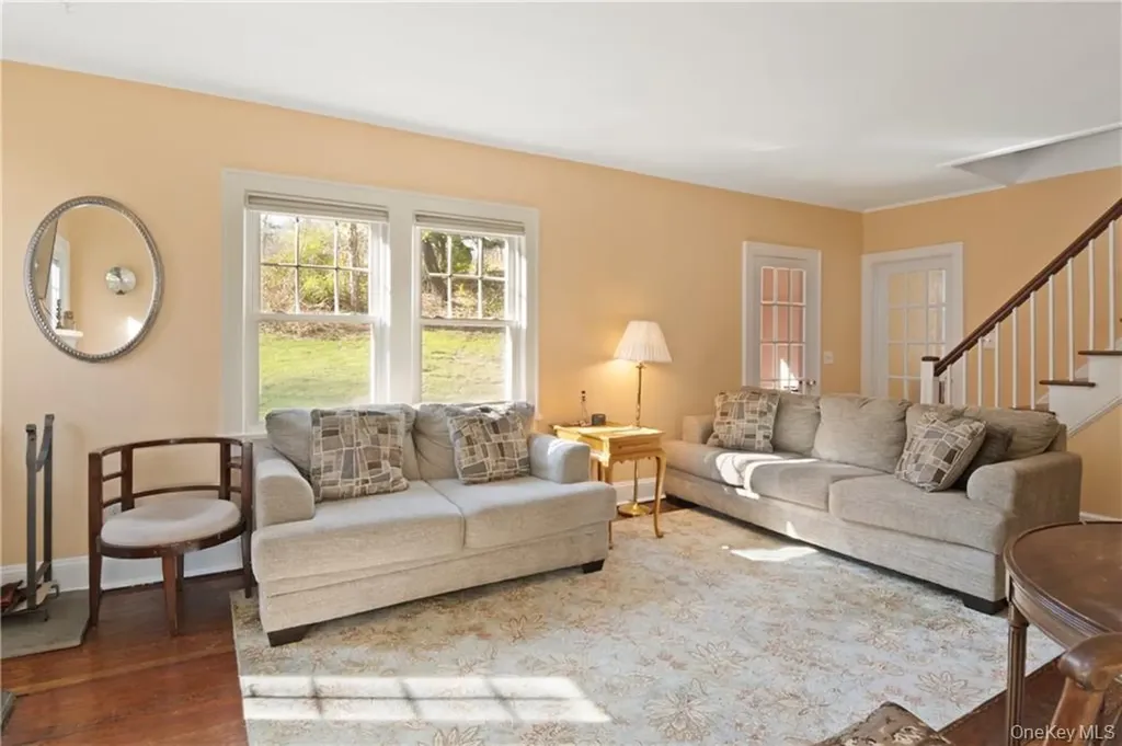 809 Farmers Mills Road Carmel NY 10512