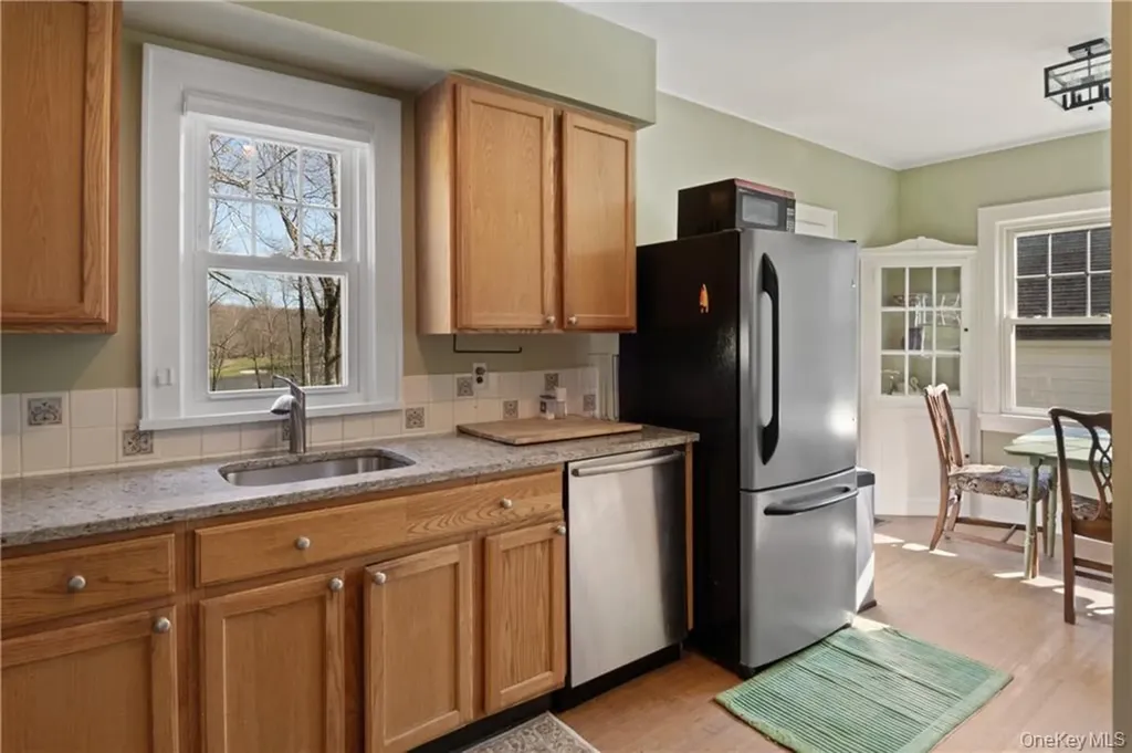 809 Farmers Mills Road Carmel NY 10512