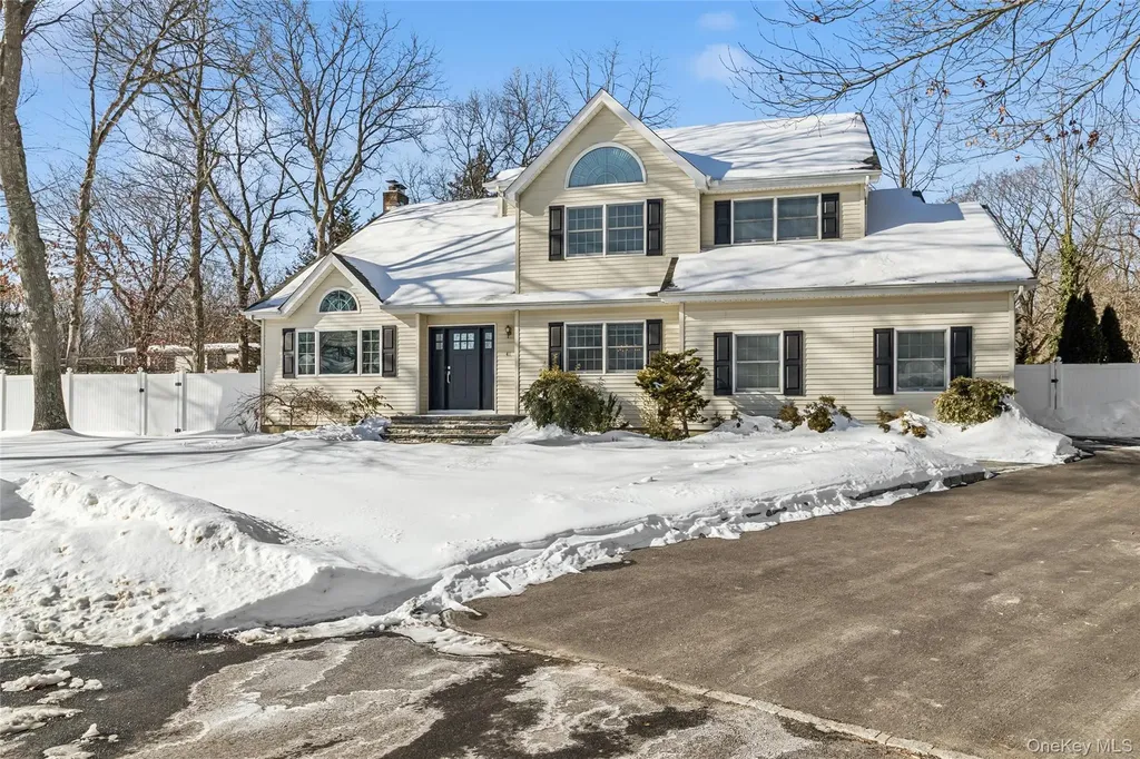 41 Locust Drive Nesconset NY 11767