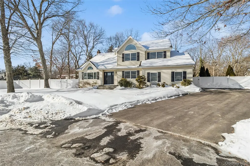 41 Locust Drive Nesconset NY 11767