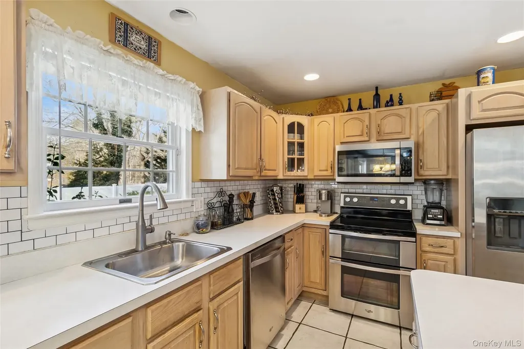 41 Locust Drive Nesconset NY 11767