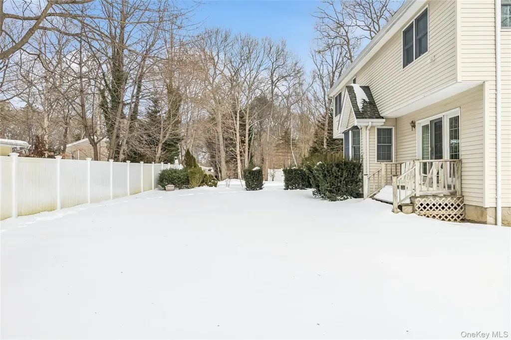 41 Locust Drive Nesconset NY 11767