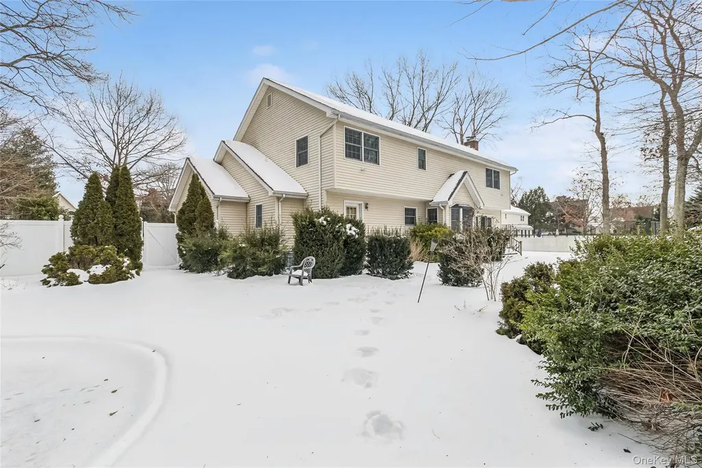 41 Locust Drive Nesconset NY 11767