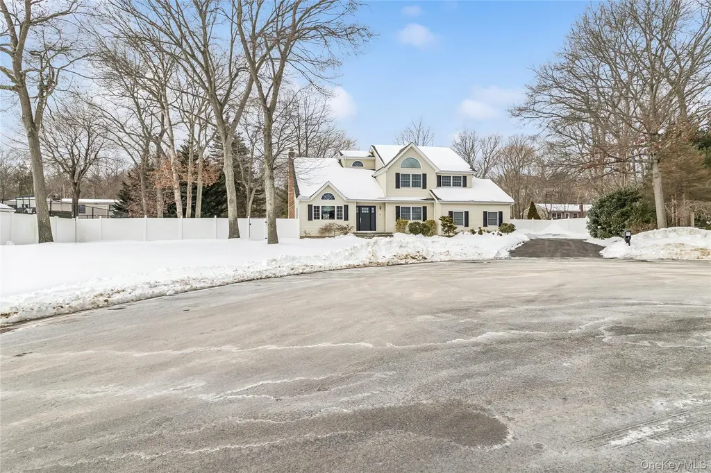 41 Locust Drive Nesconset NY 11767