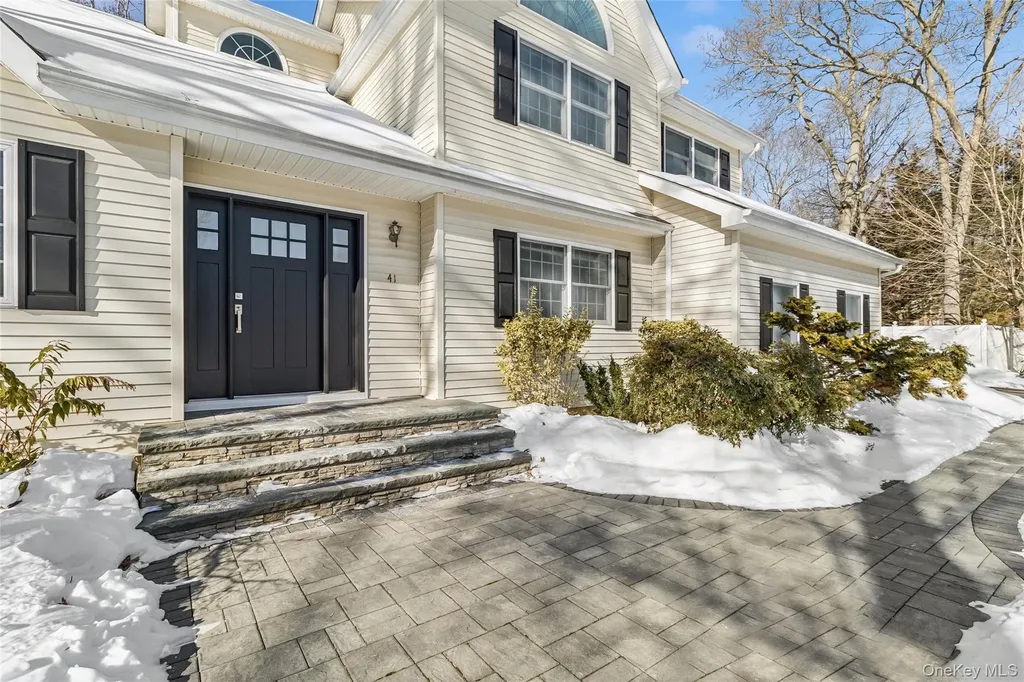 41 Locust Drive Nesconset NY 11767