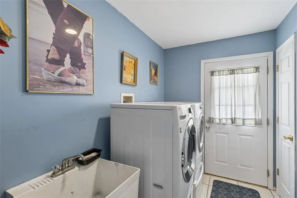 41 Locust Drive Nesconset NY 11767